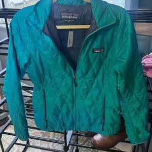 Patagonia Women's Teal Quilted Jacket
